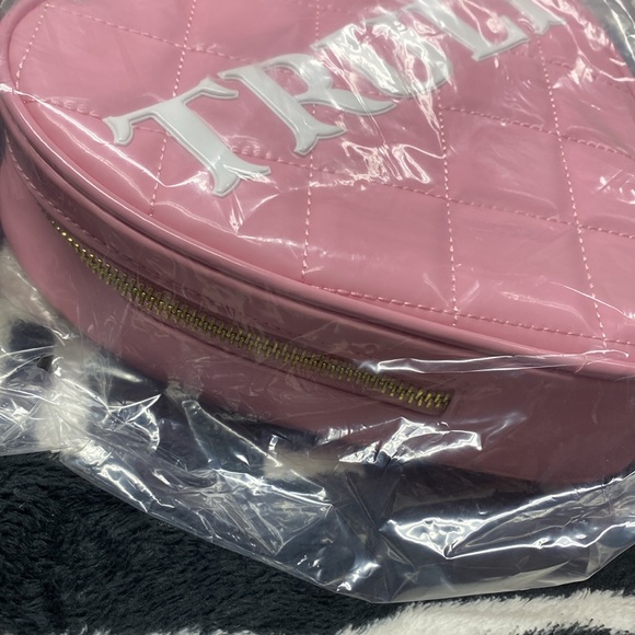 Truly heart purse - Picture 3 of 4